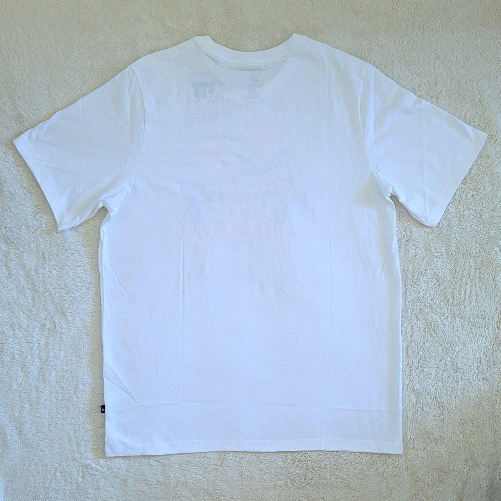Nike👟 "Nike Moving Co." Graphic Tee👕 - NWT - Picture 2 of 13